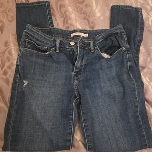 Classic Blue Distressed Levis Denim Jeans